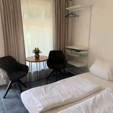 Kleines Ruegen, Perfekt Fuer Radler, Surfer شقة *